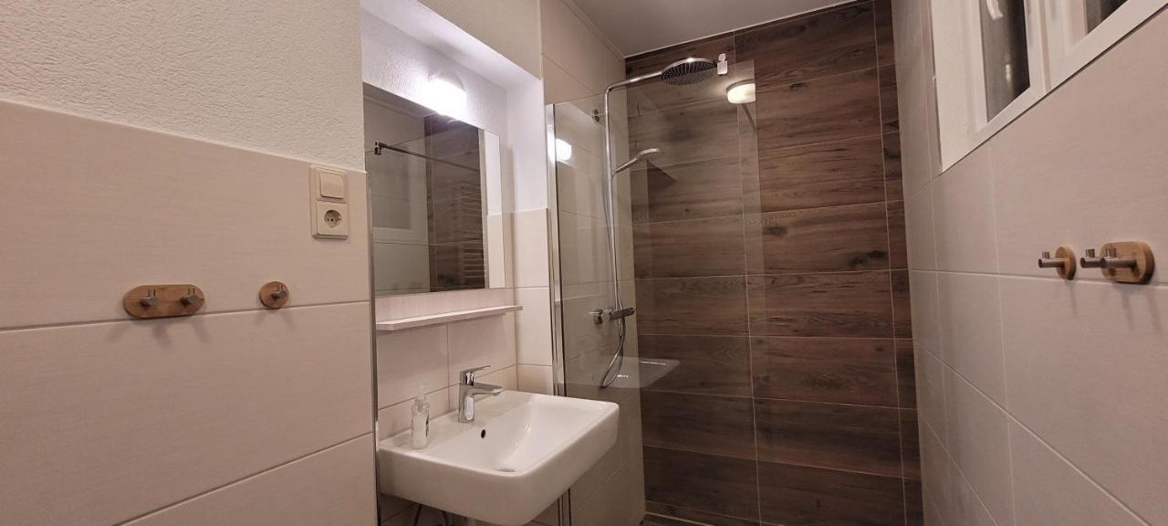 Ermis Apartments 메칭엔 외부 사진